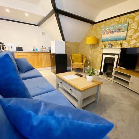 The Beach Hut - 1 Bedroom Apartment Near The Beach Bornemouth Extérieur photo
