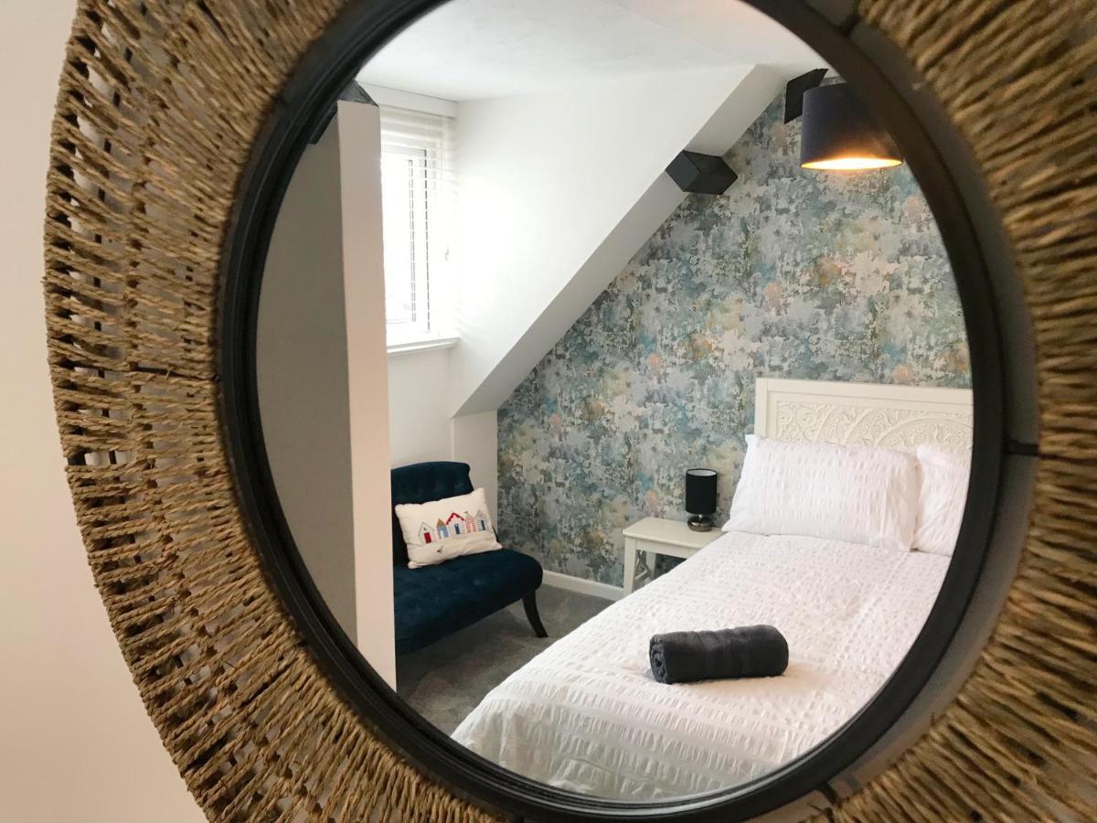The Beach Hut - 1 Bedroom Apartment Near The Beach Bornemouth Extérieur photo