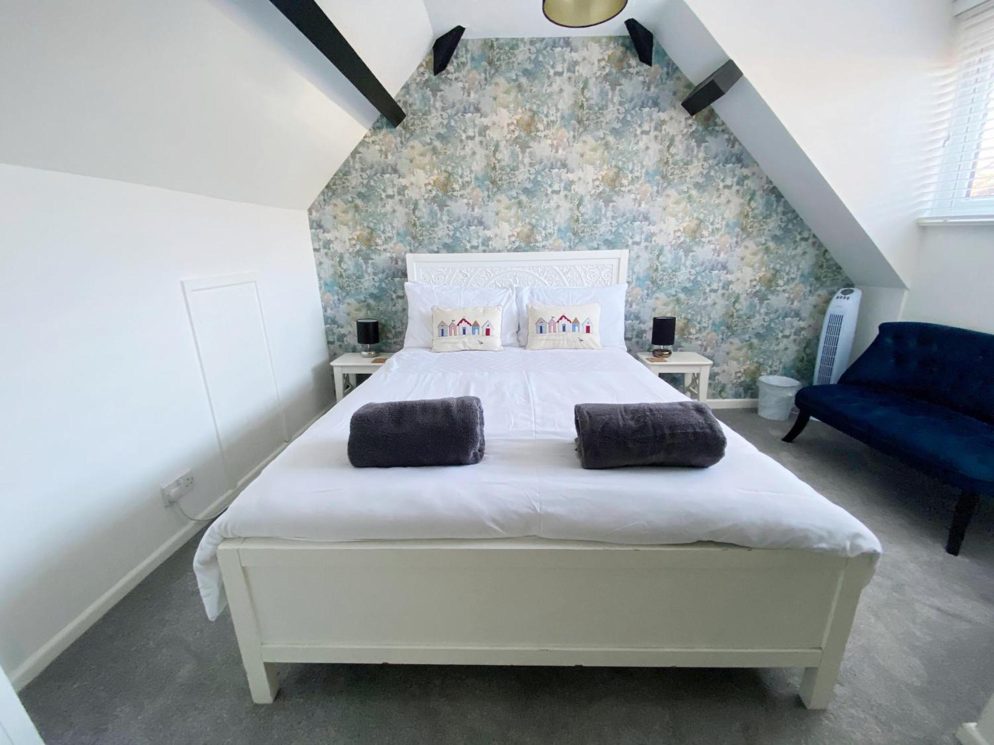 The Beach Hut - 1 Bedroom Apartment Near The Beach Bornemouth Extérieur photo